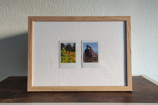 Impresión Instax Mini con Fondo de Tela y Marco de Roble A4